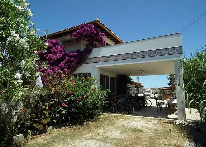 Hostel Da Silva Surfcamp *